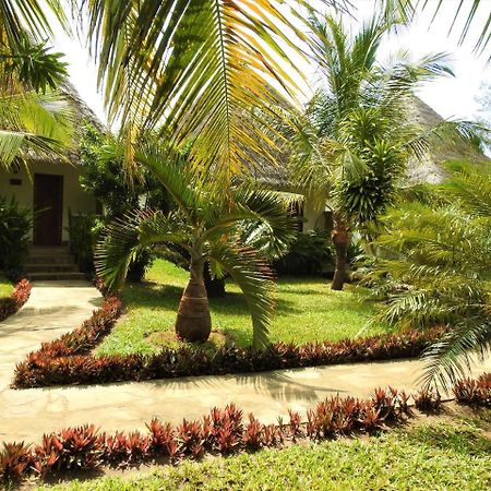 Sheba Cottages - Diani Beach Exterior foto