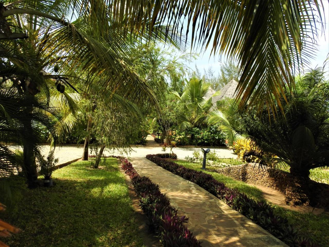 Sheba Cottages - Diani Beach Exterior foto